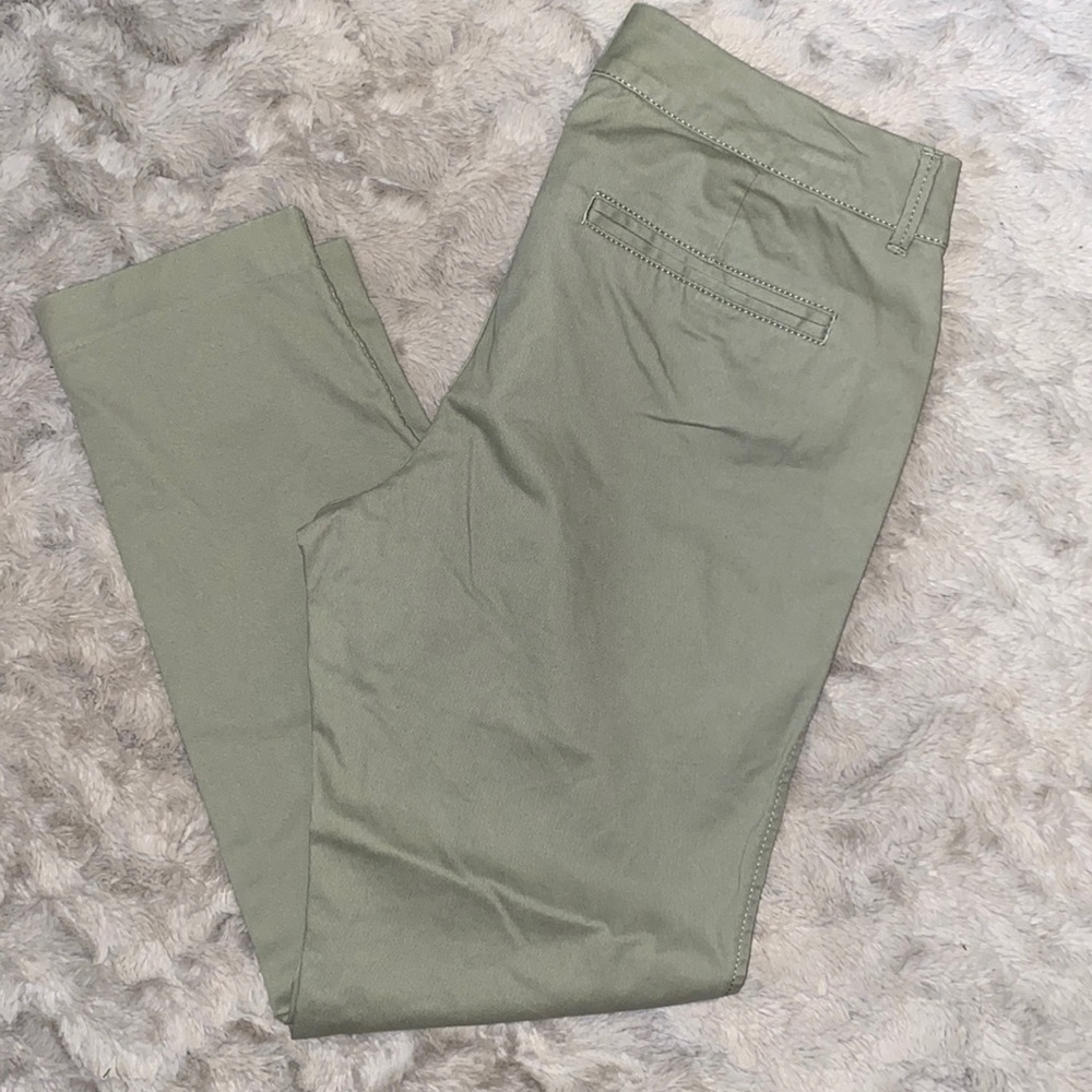 Old Navy Pixie Chinos